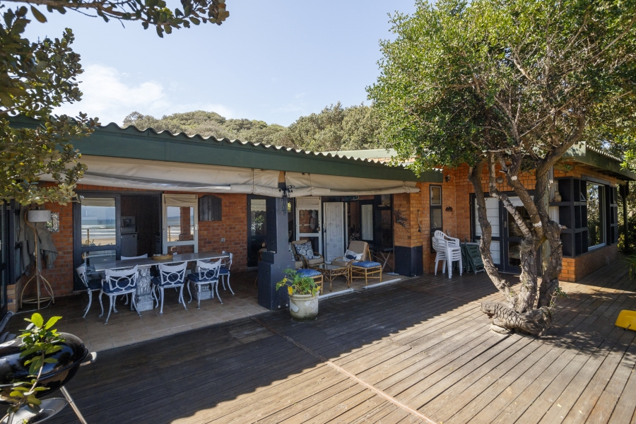 5 Bedroom Property for Sale in Mgwalana Eastern Cape